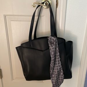 Anne Klein Tote